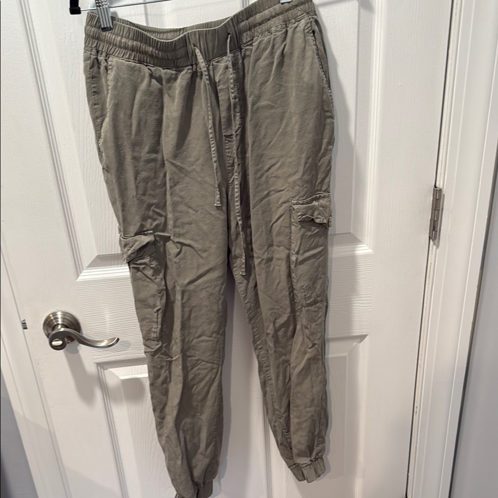 Cargo pants - Picture 2 of 8